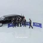 1;64 NYPD Police Officer Figurine Set