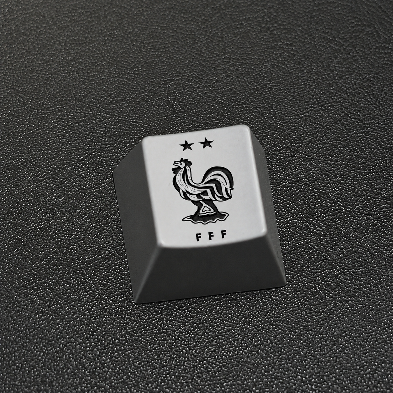 France Football Crest Artisan Keycap – Metal Collectible