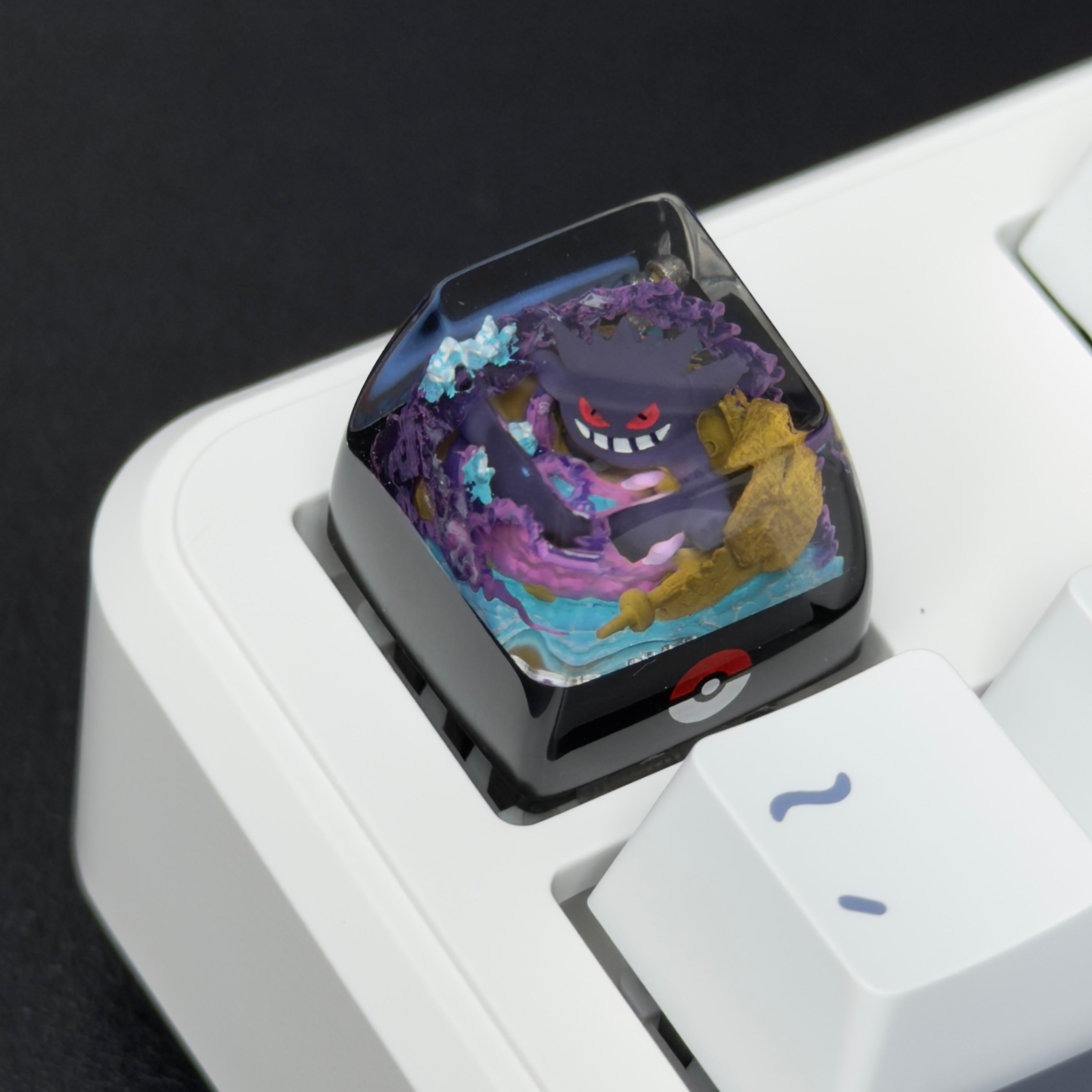 GENGAR2 Pokemon Artisan Keycap – Handmade Resin Collectible