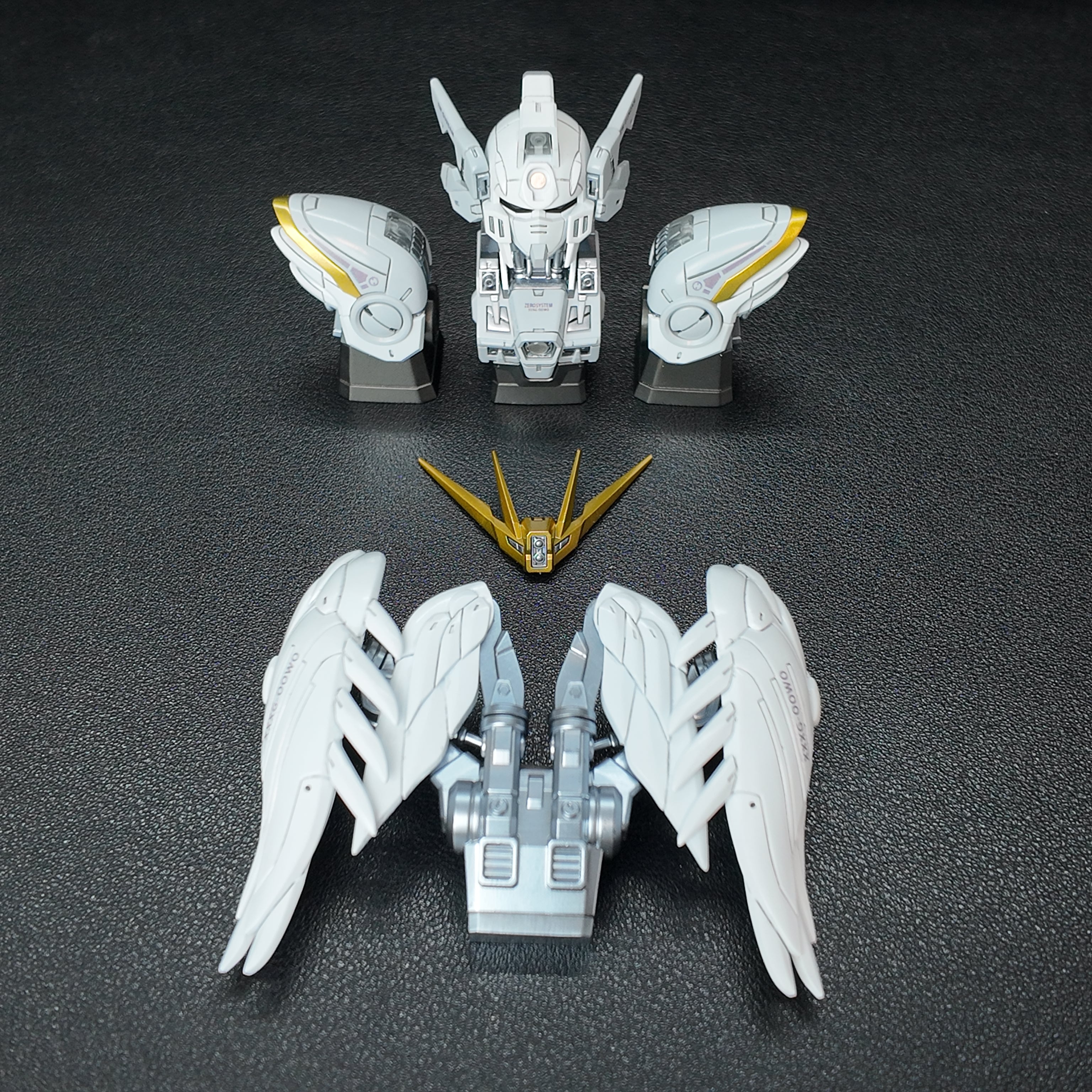 Gundam artisan keycap handmade resin