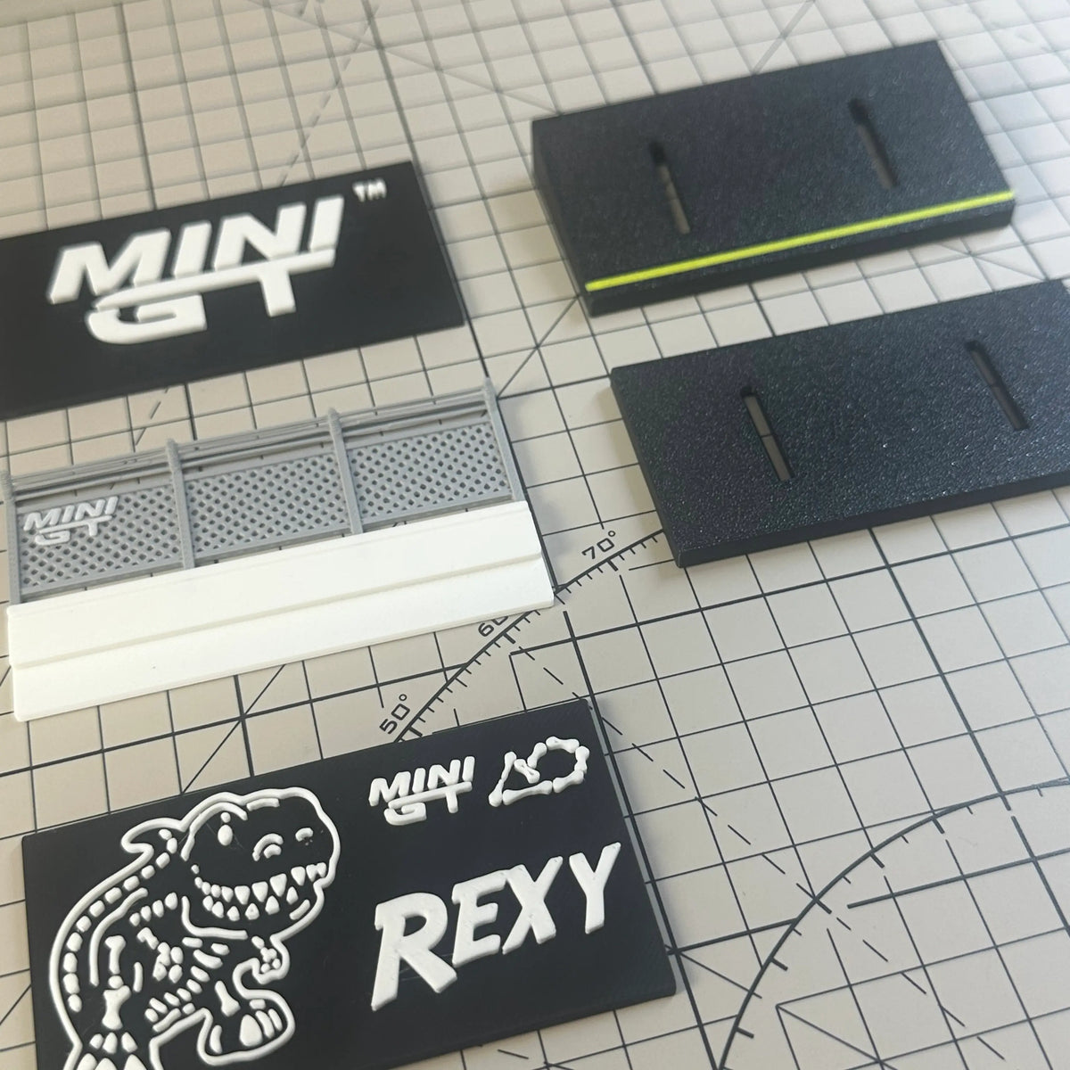 MINI GT LED Acrylic Display Case