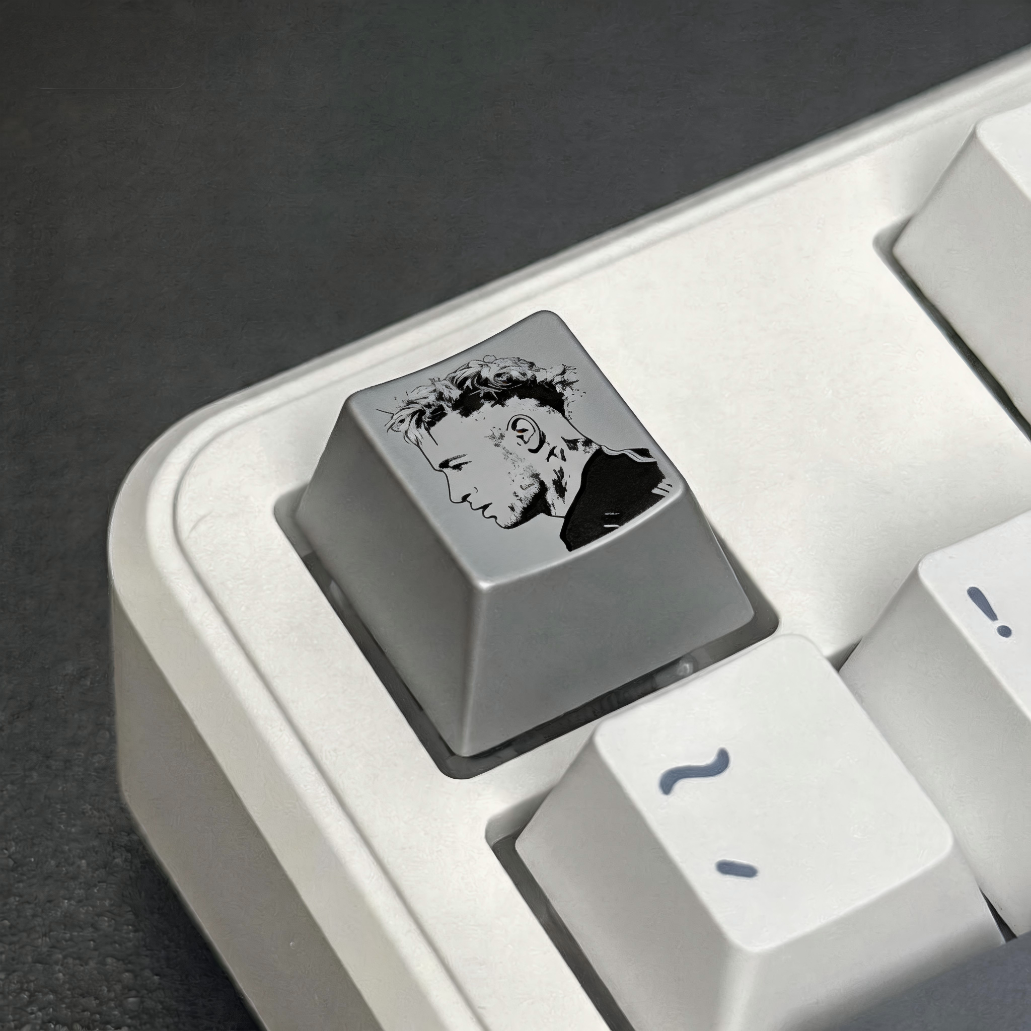 Neymar Football Artisan Keycap – Metal Collectible
