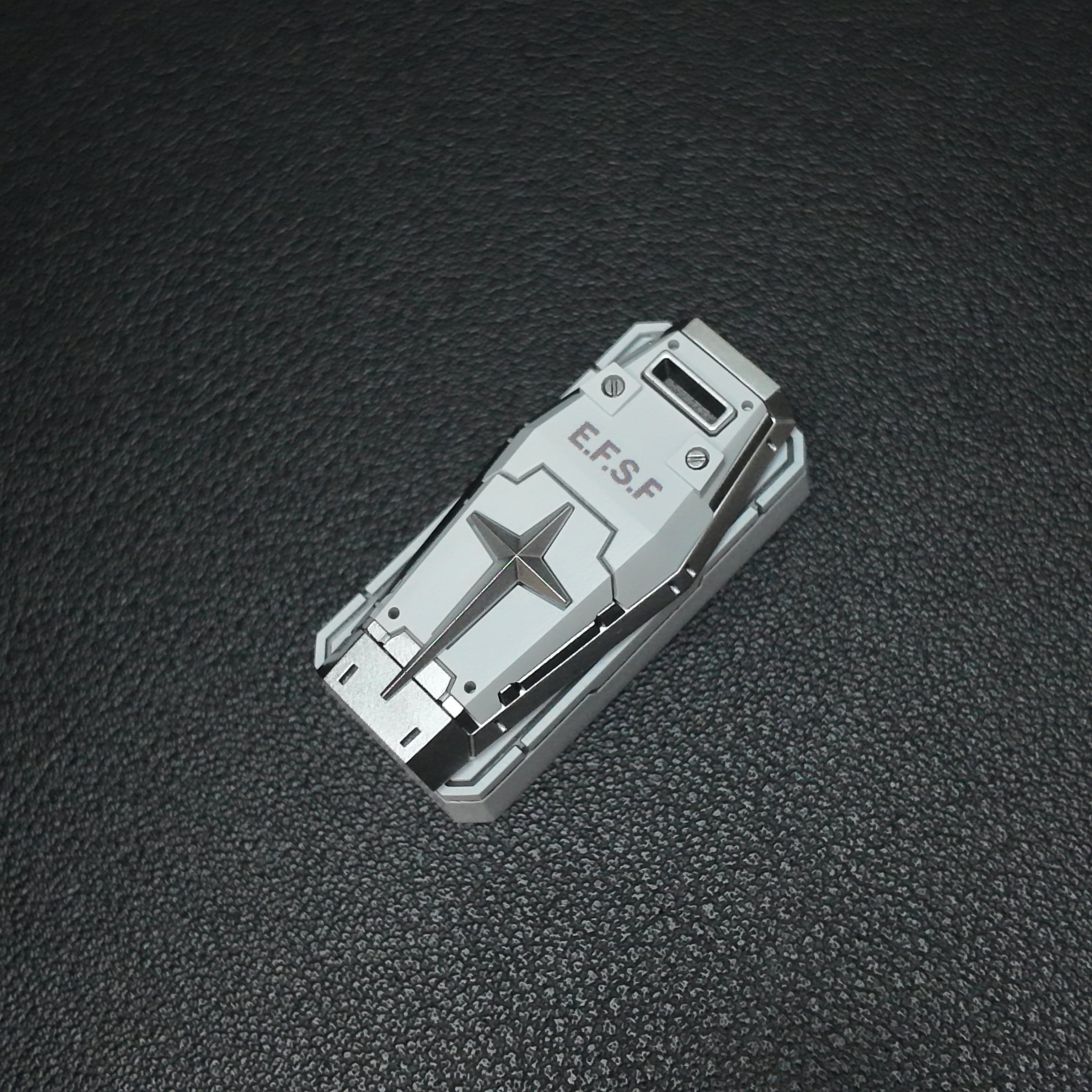 RX-78-2 Gundam Shield Resin Artisan Keycap – Resin Collectible