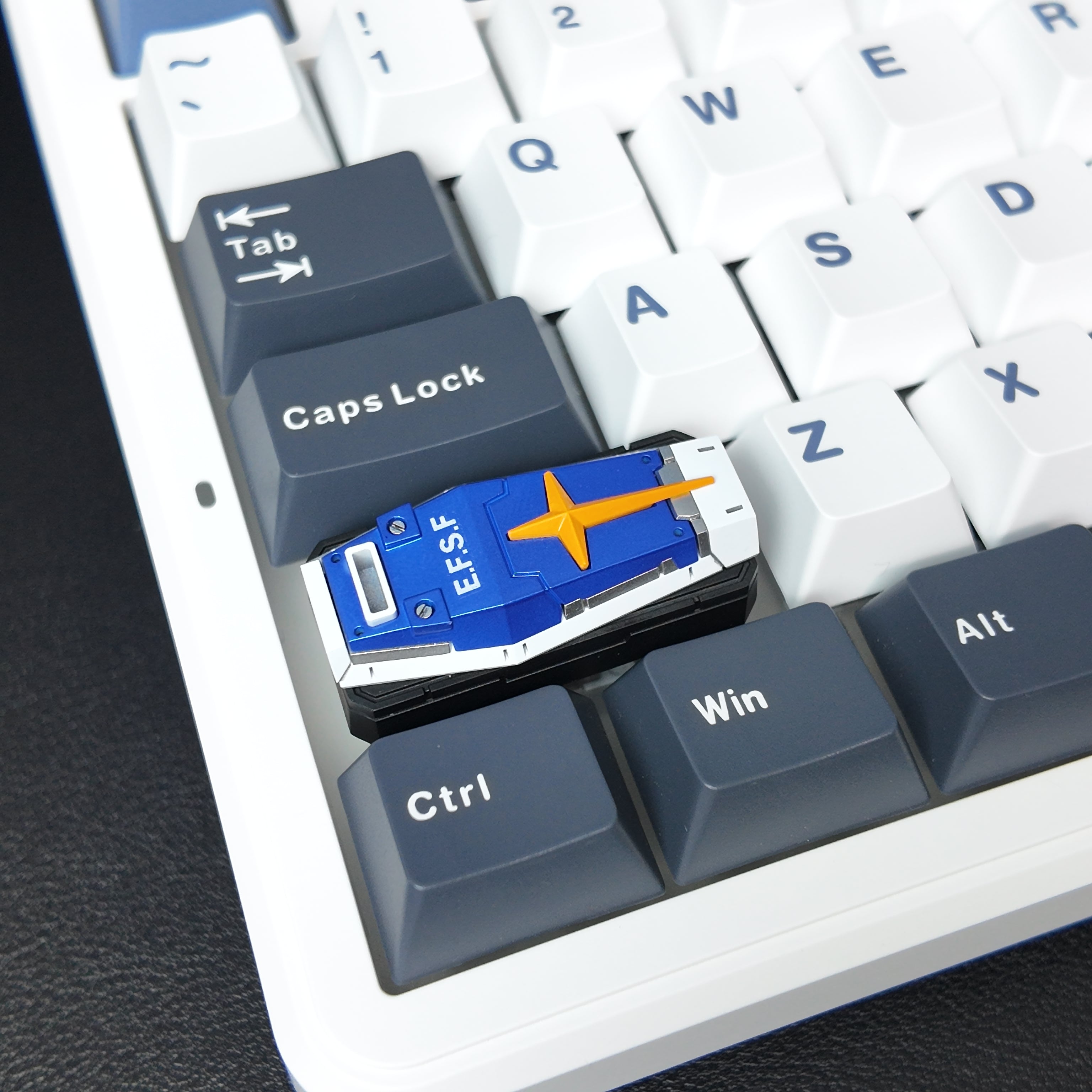 RX-78-2 Gundam Shield Resin Keycap | Collectible Artisan Keycap