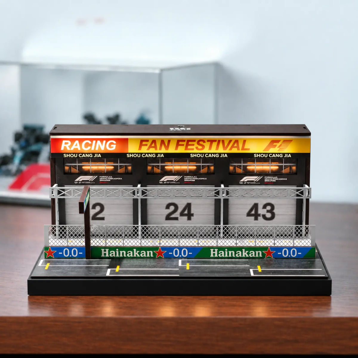 F1 Pit Garage Display Diorama