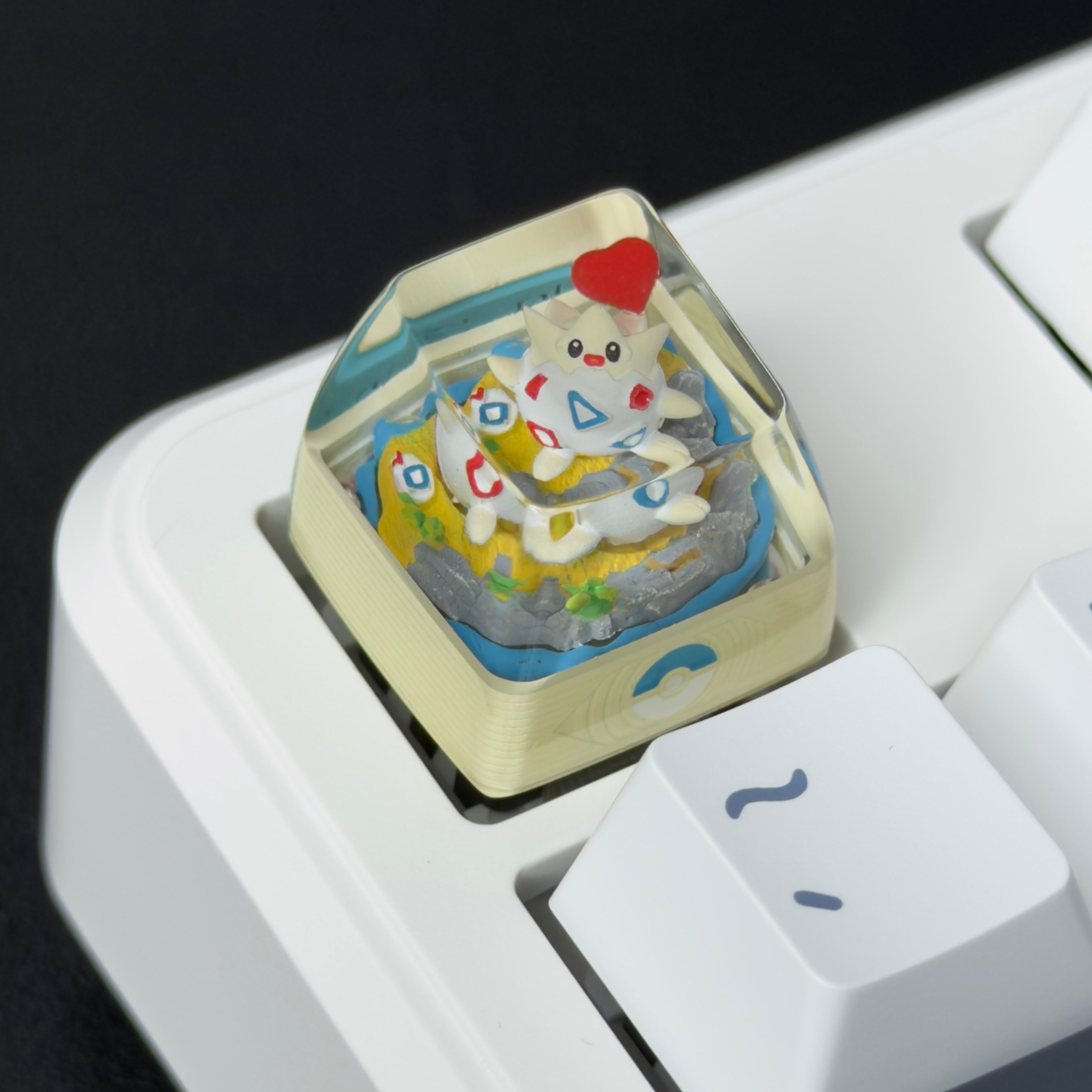 TOGEPI Pokemon Artisan Keycap – Handmade Resin Collectible