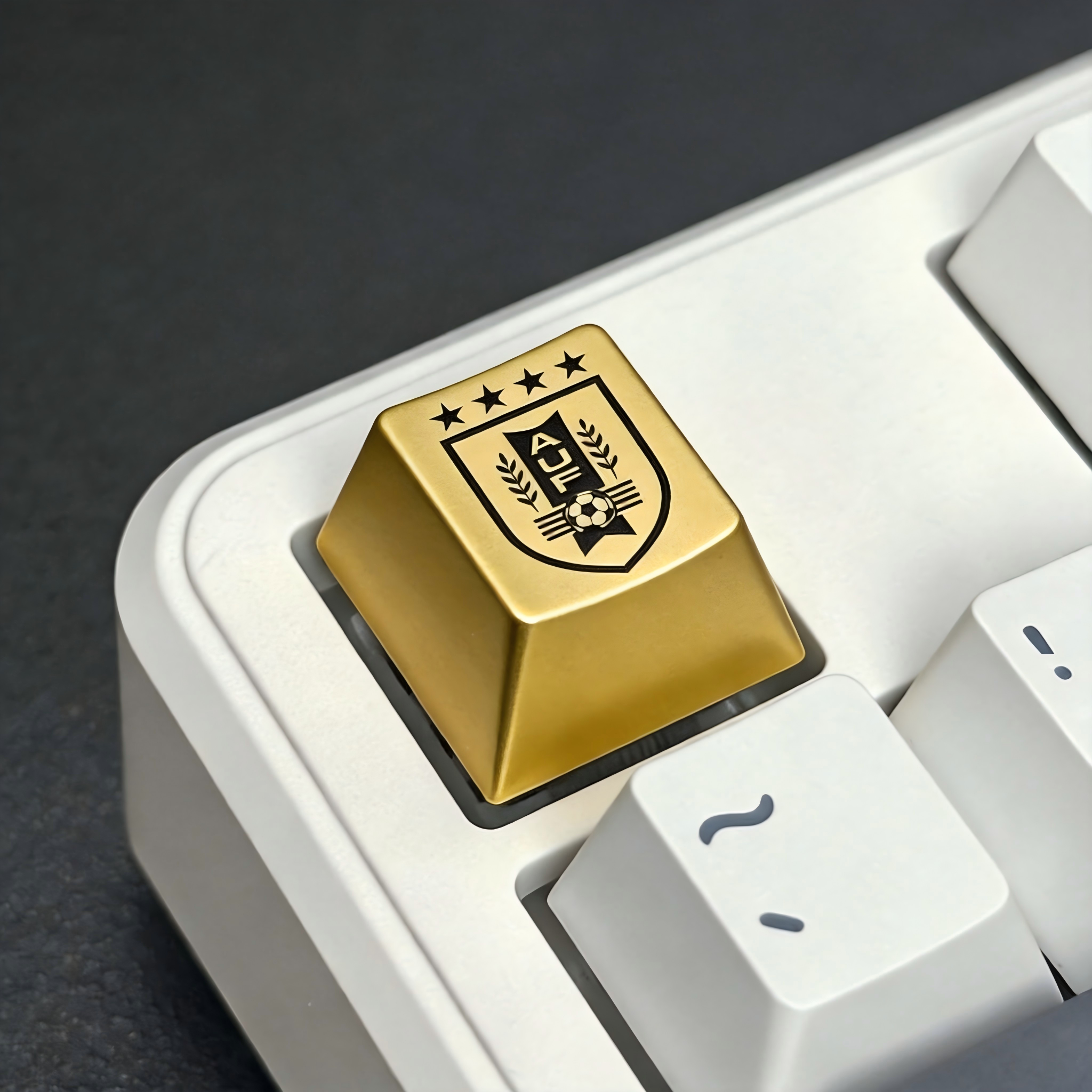 Uruguay Football Crest Artisan Keycap – Metal Collectible
