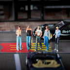 1;64 Street Style Female Figurine Set